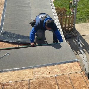 Roofing in Hazel Park, MI