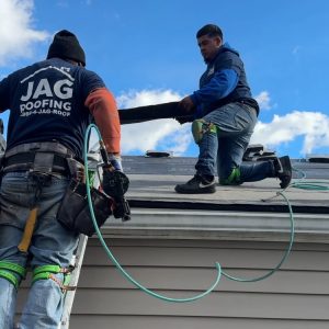 Roofing in Hazel Park, MI